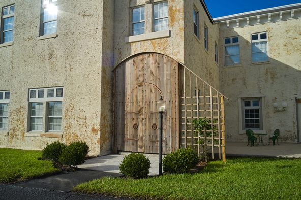 3111 Masterpiece Rd, Lake Wales, FL 33898